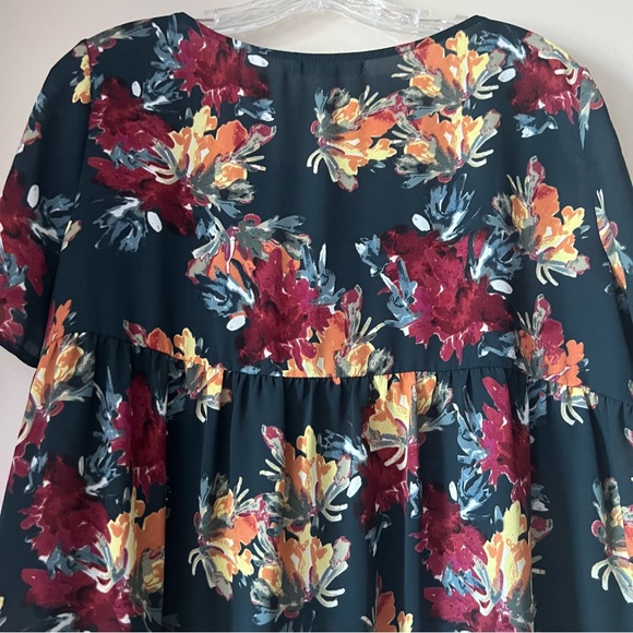 Paper Crown Blouse EUC - Picture 3 of 5